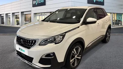Usado Peugeot 3008 Allure 130 HP (95 kW) 2019 SUV