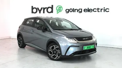 Usado BYD Dolphin 150 kW (204 HP) 2023 Cinzento Citadino