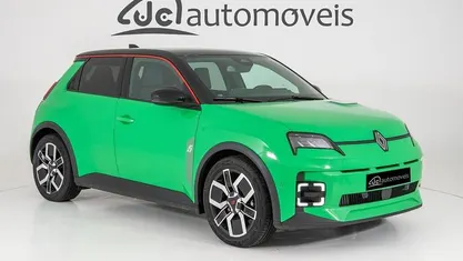 Usado Renault 5 E-Tech 110 kW (150 HP) 2025