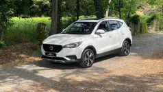 Branco Usado 2021 MG ZS Luxury Sedan | € 17.490 (Bom preço)