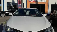 Branco Usado 2013 Toyota Auris Citadino | € 10.900 (Preço justo)