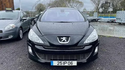 Usado Peugeot 308 90 HP (66 kW) 2009 Preto