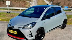 Cinzento Usado 2019 Toyota Yaris Hybrid | € 18.990 (Preço justo)