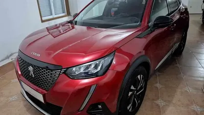 Usado Peugeot 2008 131 HP (96 kW) 2022 SUV