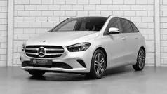 Cinza Usado 2019 Mercedes B180 Style Monovolume | € 22.900 (Preço justo)