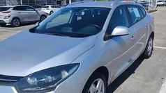 Cinzento Usado 2015 Renault Mégane GrandTour Carrinha | € 8.400 (Preço justo)