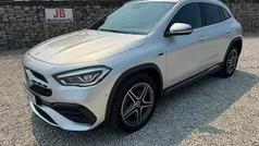 Cinza Usado 2020 Mercedes GLA250 AMG line SUV | € 36.250 (Preço justo)