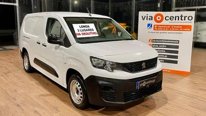 Usado 2020 Peugeot Partner Premium Monovolume | € 12.350 (Bom preço)