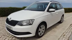Branco Usado 2017 Skoda Fabia Active Citadino | € 11.980 (Preço justo)