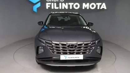 Usado Hyundai Tucson Premium 116 HP (85 kW) 2022 Cinzento SUV