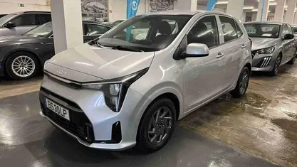 Usado Kia Picanto Urban 63 HP (46 kW) 2025 Outra Citadino