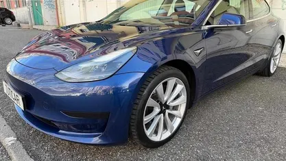 Usado Tesla Model 3 Standard Range Plus 175 kW (238 HP) 2021 Sedan