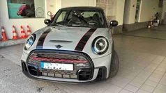 Cinzento Usado 2021 Mini John Cooper Works Citadino | € 37.490 (Preço justo)