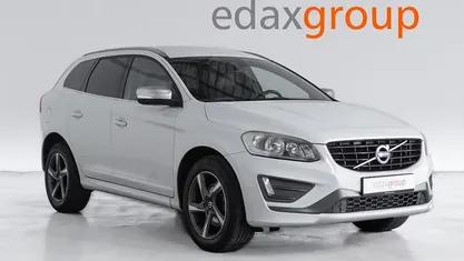 Branco Usado 2015 Volvo XC60 SUV | € 15.540 (Preço justo)
