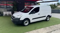Branco Usado 2017 Peugeot Partner Monovolume | € 9.750 (Preço justo)