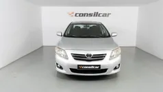 Cinza prata Usado 2010 Toyota Corolla Comfort Sedan | € 8.980