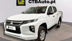 Branco Usado 2023 Mitsubishi L200 Pickup | € 34.900 (Preço justo)