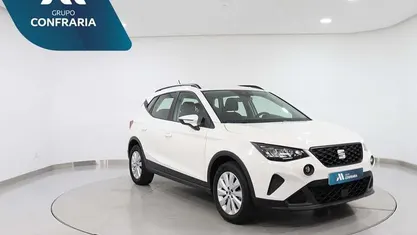 Usado Seat Arona 110 HP (80 kW) 2023 Branco SUV