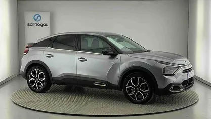 Cinzento Usado 2022 Citroën e-C4 | € 19.990 (Bom preço)