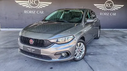 Cinza Usado 2020 Fiat Tipo | € 8.000 (Preço justo)