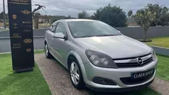Cinza prata Usado 2006 Opel Astra GTC Coupé | € 4.900 (Preço justo)