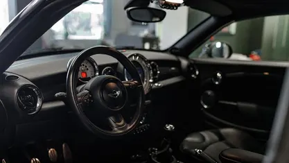 Cinzento Usado 2012 Mini Coupé Coupé | € 12.990