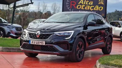 Preto Usado 2022 Renault Arkana SUV | € 24.900 (Preço justo)