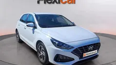 Branco Usado 2021 Hyundai i30 Style | € 17.990 (Preço justo)