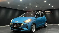 Azul Usado 2020 Hyundai i10 Comfort Citadino | € 12.990 (Preço justo)