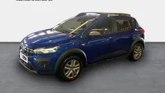 Azul Usado 2023 Dacia Sandero Stepway Citadino | € 16.490 (Preço justo)