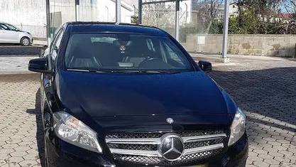 Usado 2013 Mercedes A180 Sedan | € 12.500 (Preço justo)