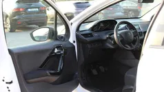 Usado 2018 Peugeot 208 Access Citadino | € 9.800 (Preço justo)