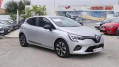 Cinzento Usado 2023 Renault Clio V Citadino | € 16.950 (Preço justo)