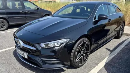 Preto Usado 2022 Mercedes CLA200 Carrinha | € 35.350 (Bom preço)