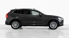 Preto Usado 2020 Volvo XC60 Momentum SUV | € 36.990 (Preço justo)