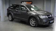Cinzento Usado 2015 Fiat Freemont SUV | € 14.900 (Preço justo)