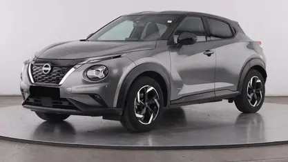 Cinzento Usado 2023 Nissan Juke N-Connecta SUV | € 25.990 (Preço justo)