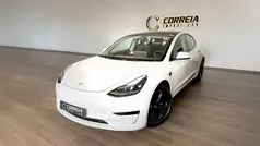Branco Usado 2021 Tesla Model 3 Sedan | € 25.900 (Preço justo)