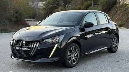 Preto Usado 2021 Peugeot 208 Citadino | € 12.950 (Preço justo)