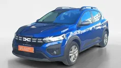 Azul Usado 2023 Dacia Sandero Expression Citadino | € 15.900 (Preço justo)