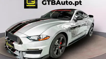 Cinzento Usado 2023 Ford Mustang Coupé | € 54.900 (Preço justo)