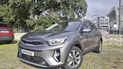 Usado 2024 Kia Stonic SUV | € 17.990 (Bom preço)