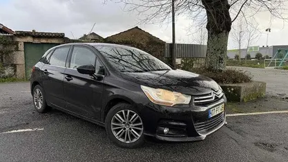 Usado Citroën C4 92 HP (67 kW) 2011 Preto