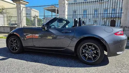 Usado Mazda MX5 131 HP (96 kW) 2017 Cabrios