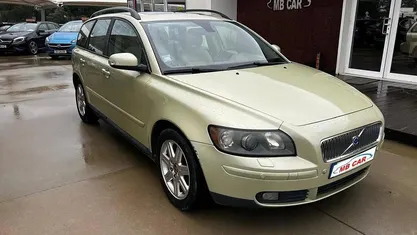 Verde Usado 2006 Volvo V50 Carrinha | € 5.900 (Preço justo)