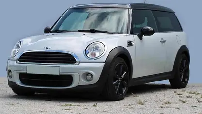 Usado Mini Clubman 90 HP (66 kW) 2012 Cinzento Carrinha