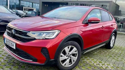 Usado VW Taigo 95 HP (69 kW) 2024 Vermelho SUV
