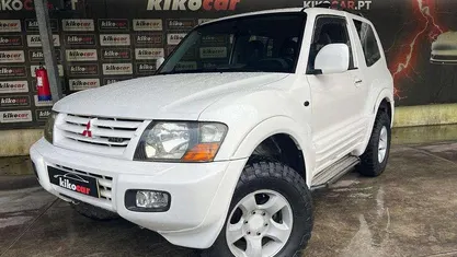 Branco Usado 2000 Mitsubishi Pajero SUV | € 16.900 (Preço justo)