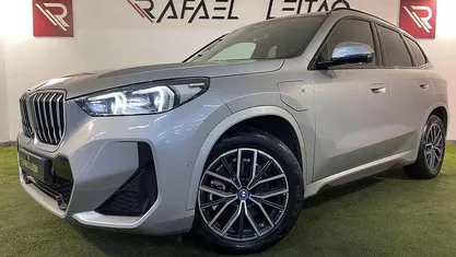 Cinzento Usado 2024 BMW X1 SUV | € 49.750 (Preço justo)