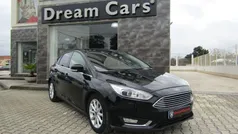 Preto Usado 2017 Ford Focus Titanium Sedan | € 14.999 (Preço justo)